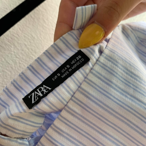 Blue Ruffle Tanktop - Picture 2 of 2